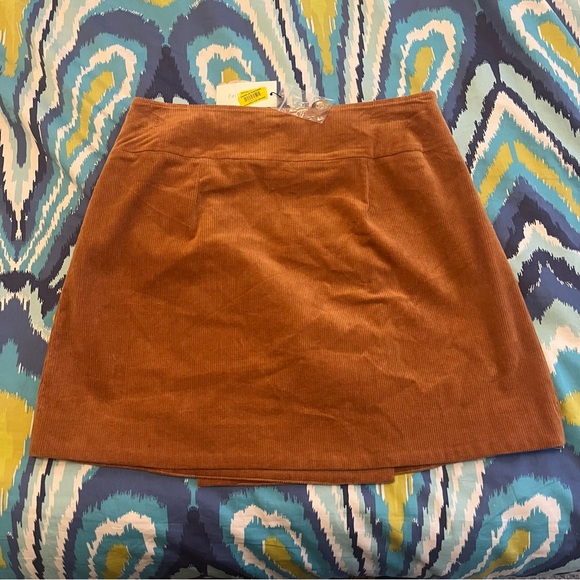 Sugar Lips corduroy skirt - Picture 4 of 4